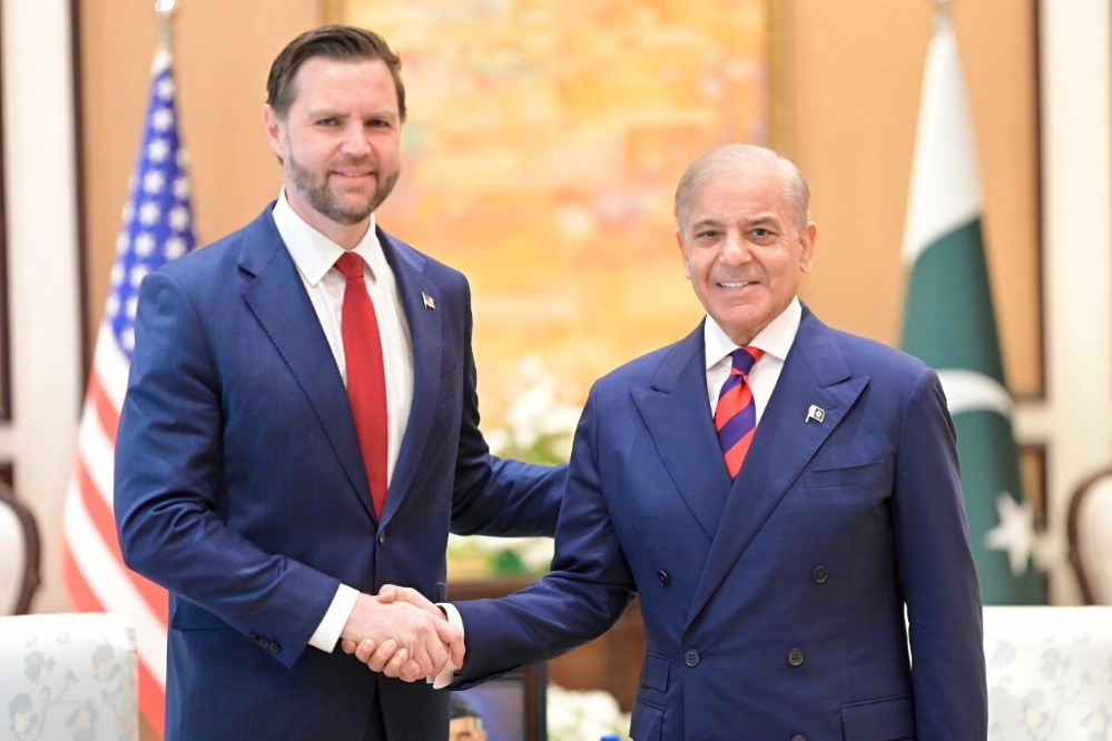 ونس+و+نواز+شریف